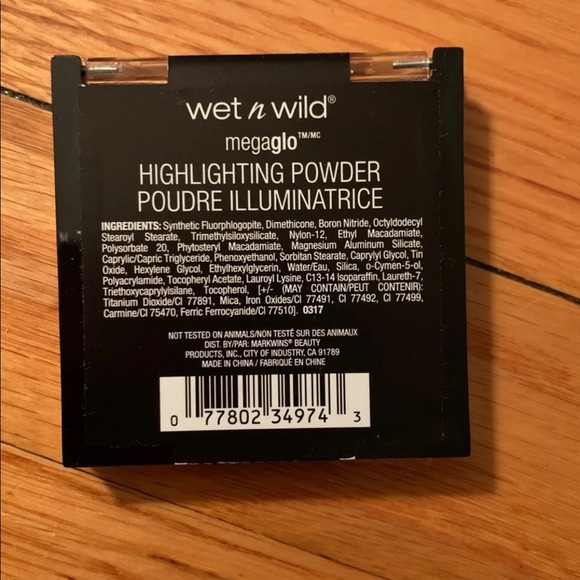 Makeup - Picture 6 of 8